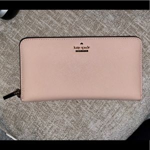 Kate Spade Wallet SOLD